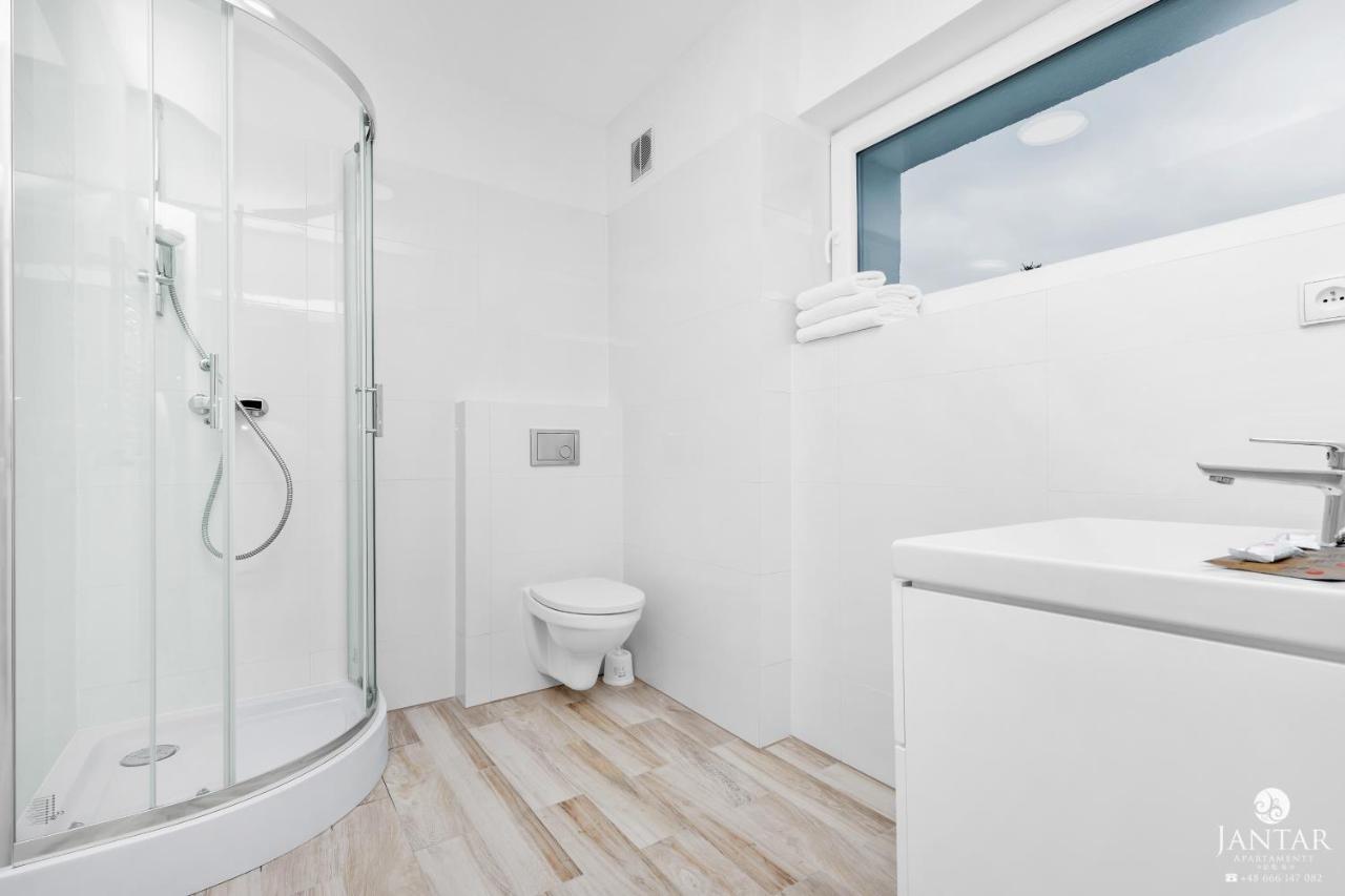 Willa Jalowcowa By Jantar Apartamenty Kolobrzeg Grzybowo  Buitenkant foto